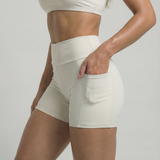 Short Daily Com Bolso Off White