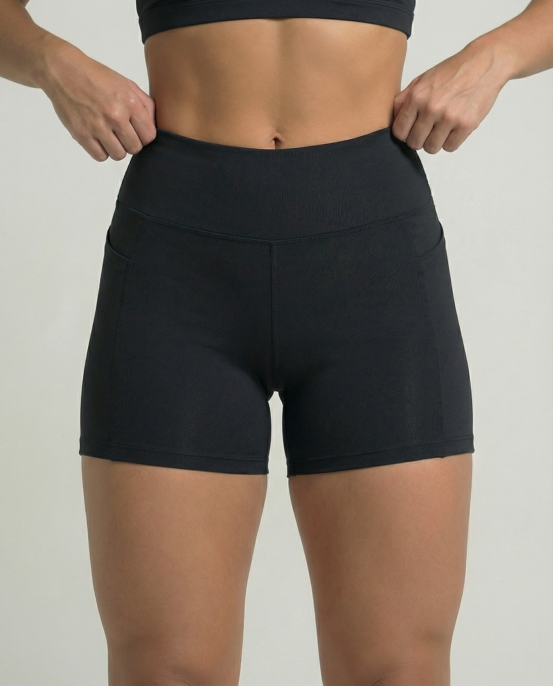 Short Daily Com Bolso Preto